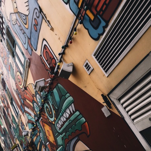 Haji Lane - SingaporeI&rsquo;m currently living in Singapore looking for a living. This one is a qui