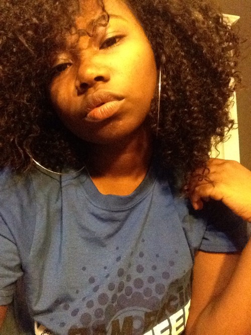 chocolatecakesandthickmilkshakes:  chocolateist:  lunarsolareclipse:  thesequoiaproject:My hair pattern changes every time.  And each time it is equally flawless  Glory 🙌  💣💣💣💣💣👌🏿