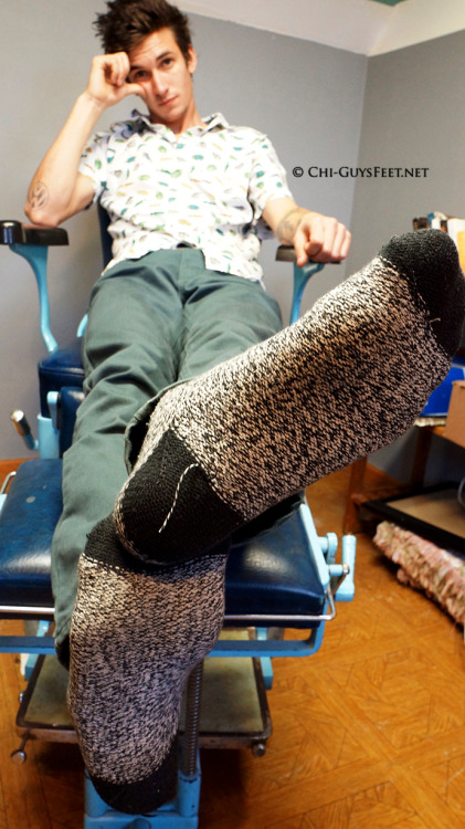 Dude's Guy Feet