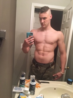 swoldiers-of-freedom:  One more. Gettin light.