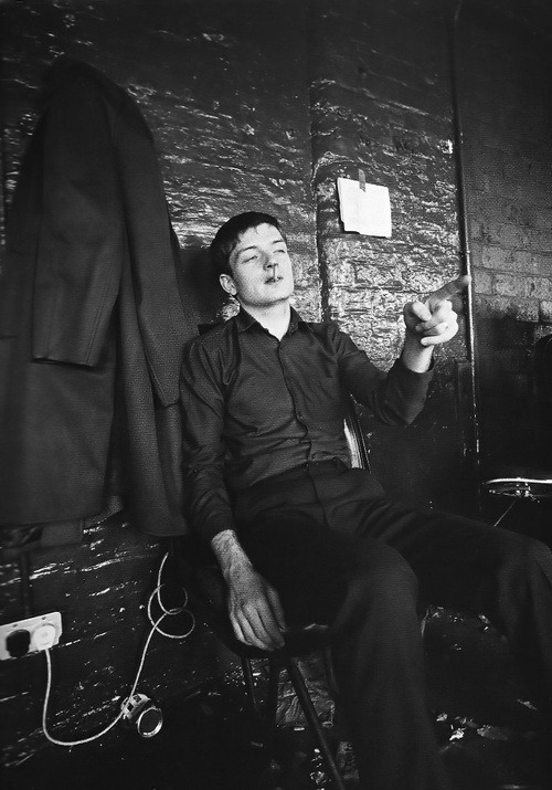 badtense:  sleepless-starrynights:  Ian Kevin Curtis  he lost control