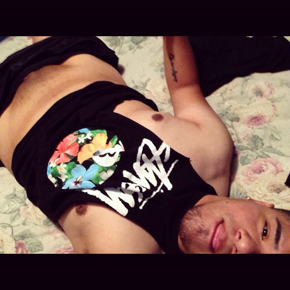 betomartinez:  Beto’s Corner  http://betomartinez.tumblr.com/  Damn those cakes