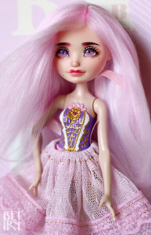 Sale  Ever after high OOAK Holly O'Hair repaint custom doll 