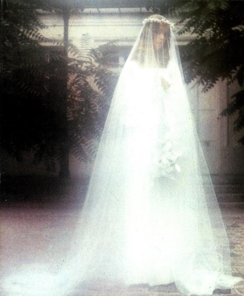 kitsunetsuki:  David Bailey - Jean Shrimpton Wearing a Wedding Dress by Yves Saint Laurent (Vogue Italia 1974)