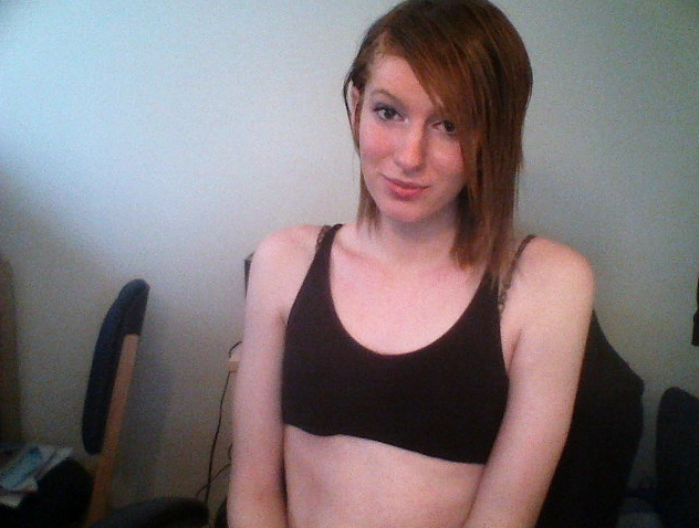 beautifullytrapped:  Cutie.