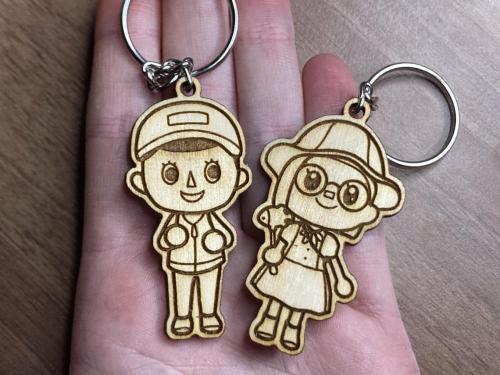 Artist Createli makes custom wood charms based off players’ Animal Crossing characters