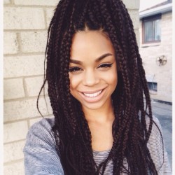 curly-essence:  cryschanelle:  I miss my braids!!  http://curlyessence.com/