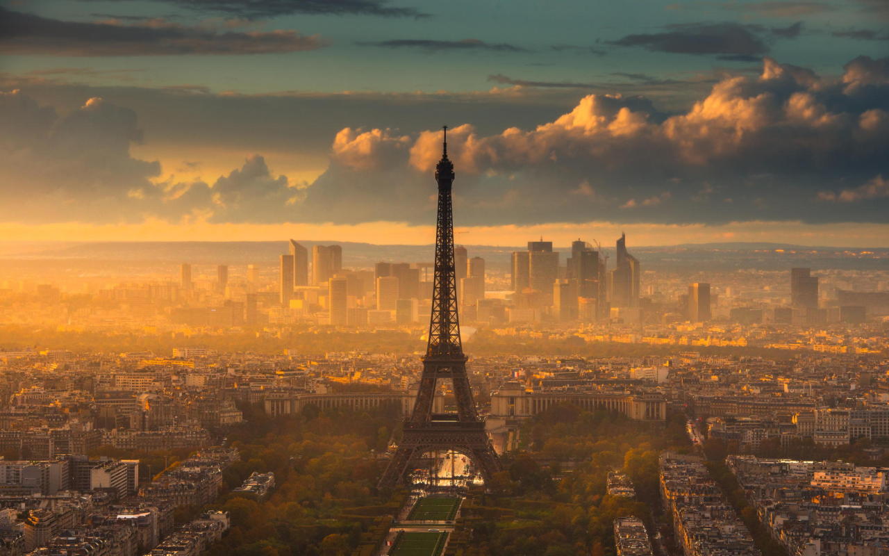citylandscapes:  Sunset over Paris 
