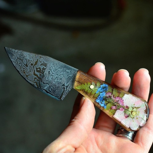 sosuperawesome: Botanical Knives Pocono Mountains Forge on Etsy See our #Etsy or #Botanical tags