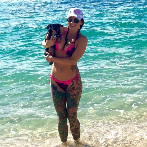 sexyinstagrambabes:  @amanda_bo_