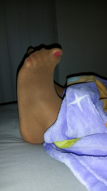 http://tights-details.tumblr.com/post/138024737713