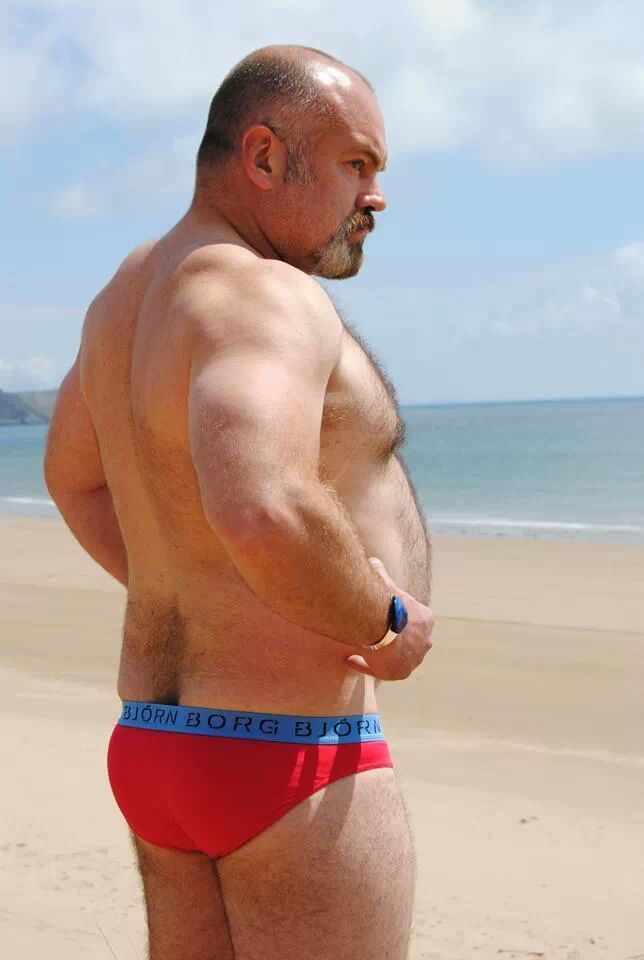 sluttydetails:  That patch of hair above his buttcrack… HOT! As is the rest of