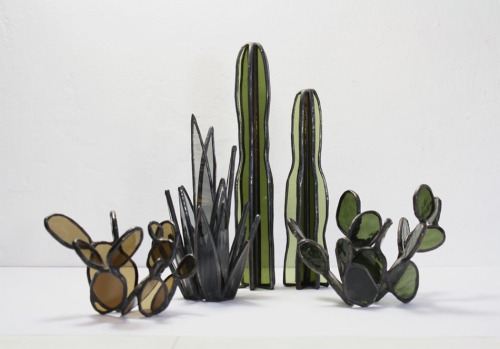 itscolossal:Bespoke Stained Glass Succulents by Lesley Green