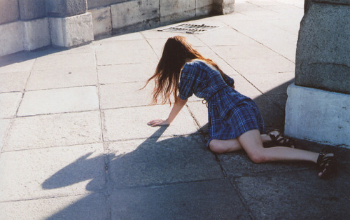 sinkling:  untitled by EYLUL ASLAN on Flickr. 