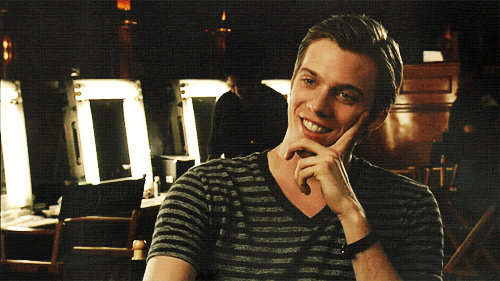 Oh, Jake... Why ? You And Your Eatable Face ;___;I Mean, Not Just His Face. I Could Eat Everything, If