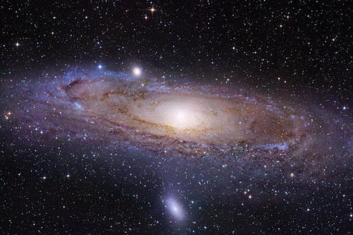 thenewenlightenmentage:Dwarf Galaxies “Challenge Our Understanding of How the Universe Works”“