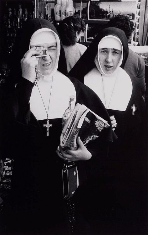 lapetitecole:  David Moore Nuns at Lourdes Centenary, New York, 1958
