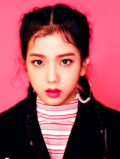 lalisani:BLACKPINK ICONS // MOONSHOT