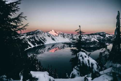 hannahkemp:Crater Lake//Oregon January 2018Prints//Instagram