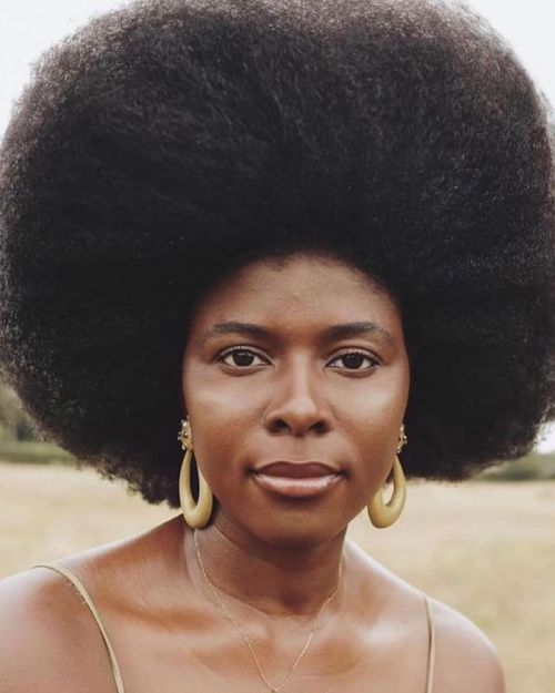 brandonimhotep: The Afro Lives Forever… ✊ #Natural #AfroHalo #afro #afrohair #naturalhair #af