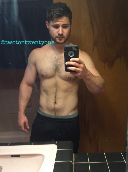 twotontwentyone:@fitmunk tagged me for six selfies. I think maybe one or two of these haven’t been posted before. First pic is my sleepy tired ass right now.