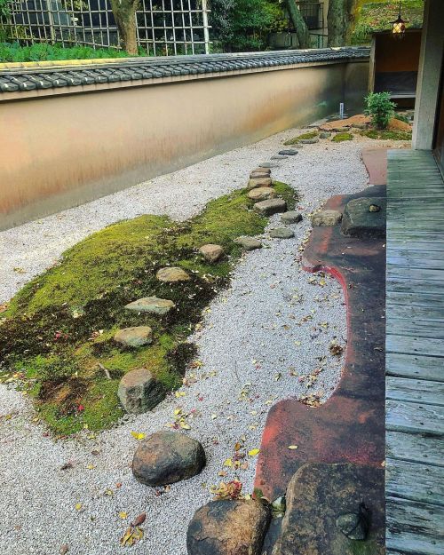 大正寺庭園 [ 福岡県北九州市 ] Taishoji Temple Garden, Kitakyushu, Fukuoka の写真・記事を更新しました。 ーー“新日本三大夜景”北九州を代表する夜景スポ