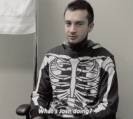 benjaminmckenziee:Tyler and Josh got separated dressing rooms and Josh cried.