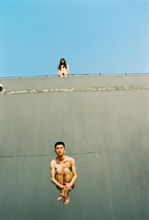 Porn Pics zeroing:  Ren Hang