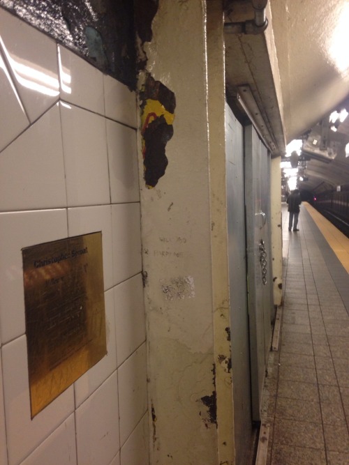 Modern romance in the tunnels of Grand Central