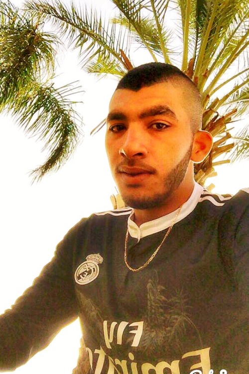 I’m FaggotVolker from Germany Lippstadt NRW I’m looking for a arab or black superior mas