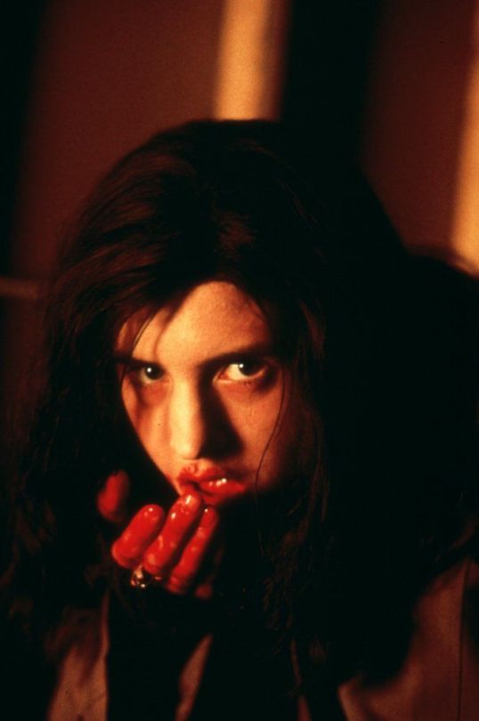 Ginger Snaps (2000)
