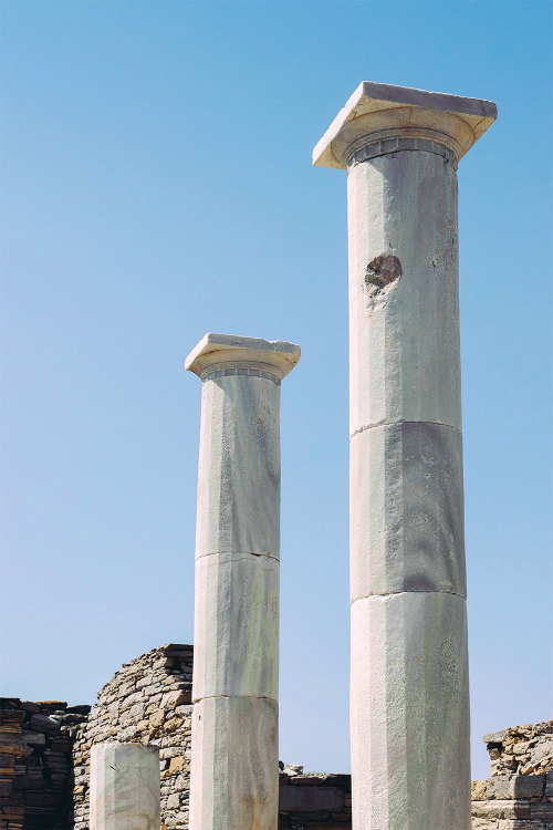 Columns at the House of Dionysus (Archaeological site of Delos, Greece)Greece |  Ancient ruins 