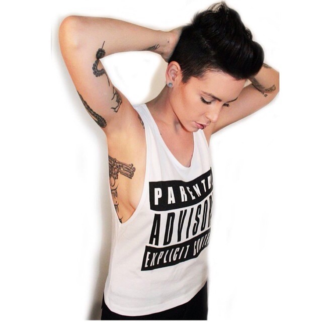 wildlez:  #handsup #parentaladvisory #wildsh,com #ink #dyke #androgynous 