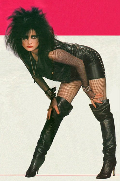 Sex lookonthedarkside:Siouxsie Sioux in leather pictures