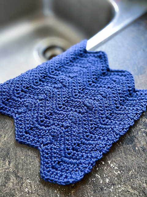 ericacrochets:Spring Melt Dishcloth by Capital CrochetFree Crochet Pattern Here