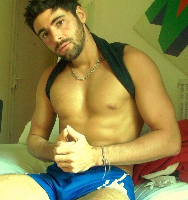matuteparis:  Follow us: www.matuteparis.tumblr.com