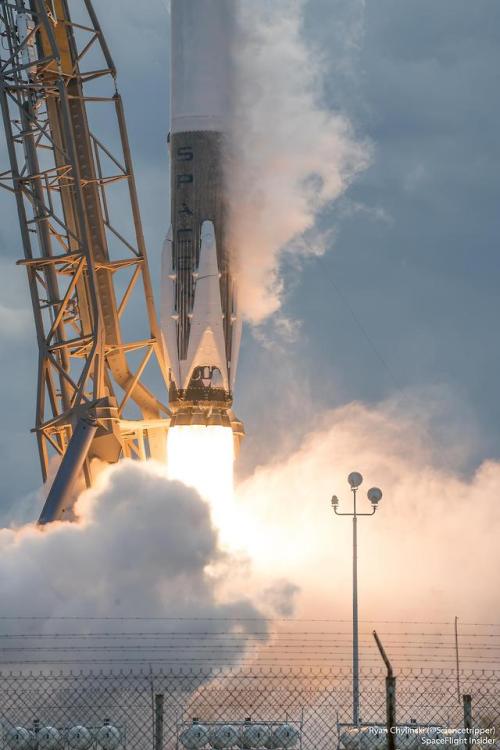 My favorite remote camera shot from this Monday’s Falcon 9 launch CRS-14, pinstripes made duri