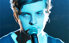 pariztexas:    I know you play mysterious and aloof just to avoid getting hurt. And