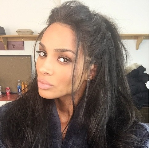 igglooaustralia:  Black women x Selfies