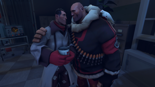 Did I mention that I love these new cosmetics for Heavy and Medic? ❄️