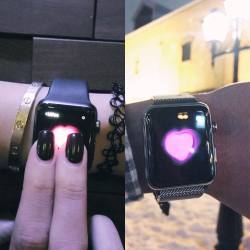 cyberrghetto:  alisaueno:  Where are you 🙄💭📍⌚️⌚️⌚️ #applewatch #heartbeat #valentines はーやく会いたいなー！💭   cyberspace princess 