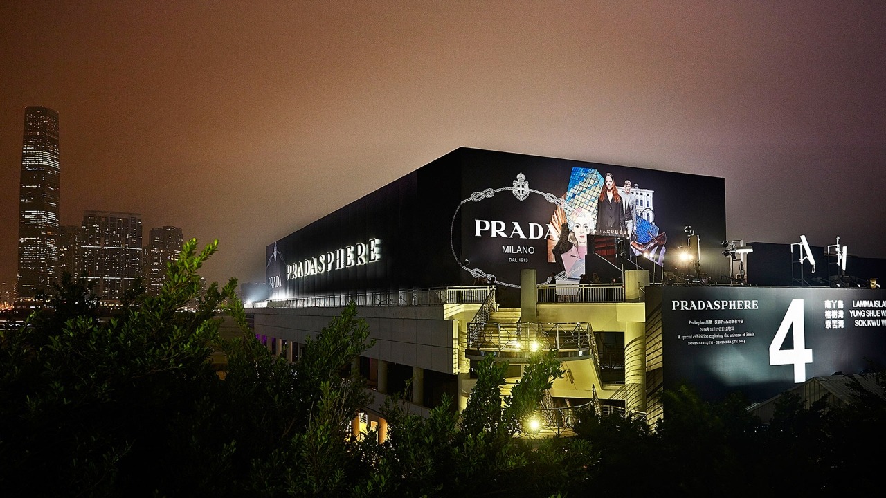 vlada-sasha-natasha:  Pradasphere Hong Kong