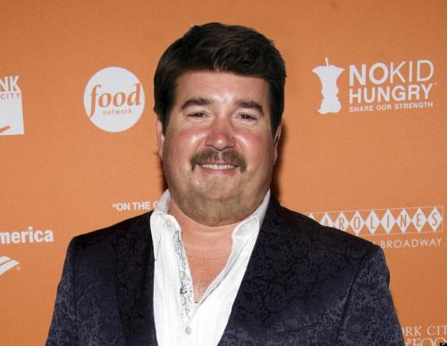 niiiiiiiiick:  realguyfieri:  Somehow Guy Fieri looks even weirder with normal hair.  instead of looking like the guy from smash mouth or violent j, he’d look like joey fatone if the hair was spiked in that picture   wow