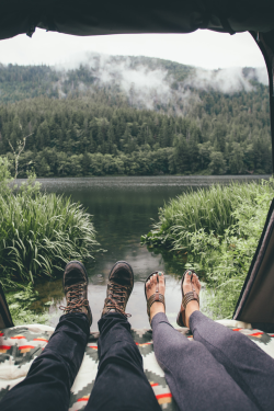 earth-dream:  Relaxing Mornings | Photographer