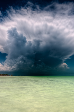 celestiol:  KA-BOOOOOM! (Isla Mujeres, Quintana Roo, MX) | by Riccardo Maria Mantero 