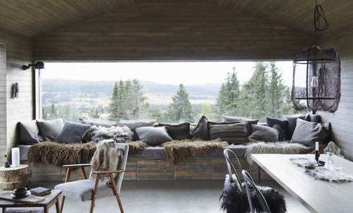 gravityhome:Norwegian cabin | photos by James Gardiner for The Scandinavian HomeFollow Gravity Home: