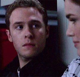 felicity-smoaking:If the world was ending tomorrow… I’d want to be with him.