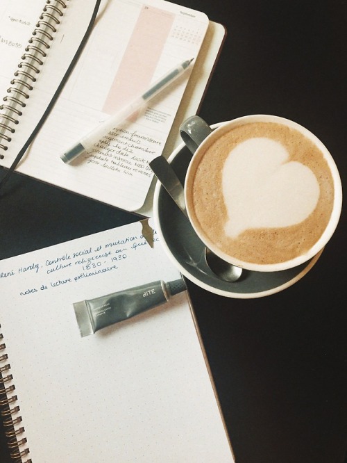 delphicoracle: chai latte kind of day.