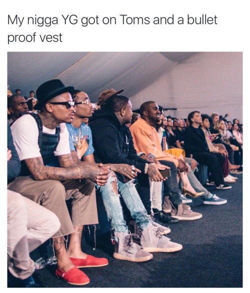 clarknokent: yung-smoov: Idk why this is so funny Stay ready for anything