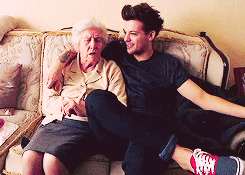 l-o-u-i-s-h-a-r-r-y-deactivated:  This Is Us *:･ﾟ✧Louis visits his 90-year-old